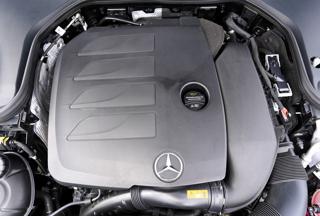 Mercedes-Benz Třídy E E 200 4Matic AMG/LED/360/ČR sedan - Foto 20