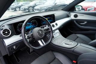 Mercedes-Benz Třídy E E 200 4Matic AMG/LED/360/ČR sedan - Foto 29