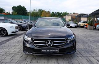 Mercedes-Benz Třídy E E 220d AMG/LED/AT9/kůže sedan
