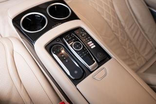 Mercedes-Benz Třídy S Maybach 4MATIC sedan - Foto 12