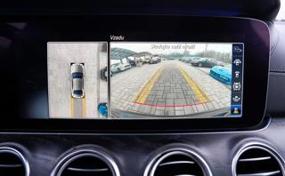 Mercedes-Benz Třídy E E 53 AMG 4Matic+/440PS sedan - Foto 38