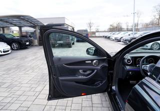 Mercedes-Benz Třídy E E 53 AMG 4Matic+/440PS sedan - Foto 15