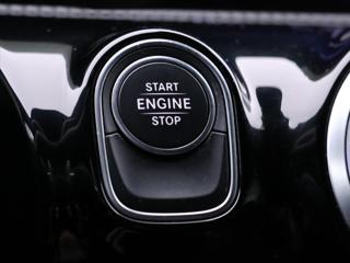 Mercedes-Benz Třídy A 1,3 A 250 e DCT 118kW CZ sedan - Foto 21