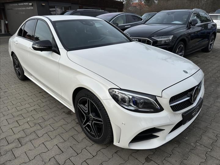 Vůz s VIN W1K2050761R567193
