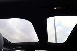 Mercedes-Benz Třídy E E 53 AMG 4Matic+/440PS sedan - Foto 45