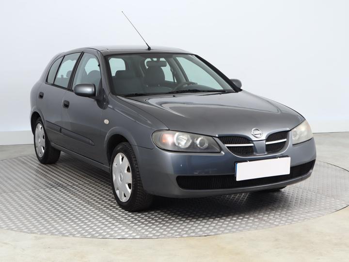 Nissan Almera - ilustrační obrázek