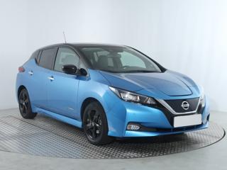 Nissan Leaf 40 kWh 110kW hatchback