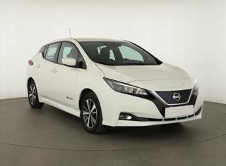 Nissan Leaf 40 kWh 110kW hatchback