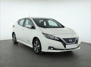 Nissan Leaf 40 kWh 110kW hatchback