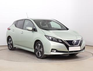 Nissan Leaf 40 kWh 110kW hatchback