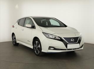 Nissan Leaf 62 kWh 160kW hatchback