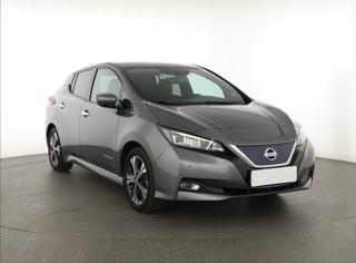 Nissan Leaf 40 kWh 110kW hatchback