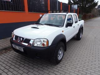 Nissan Navara double cab 2.5 TD 4x4 tažné 3t pick up