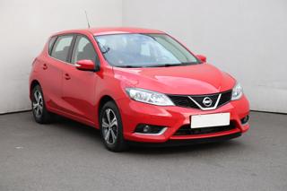 Nissan Pulsar 1.2 i hatchback