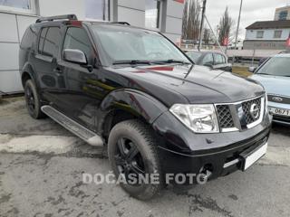 Nissan Pathfinder 2.5 dCi SUV