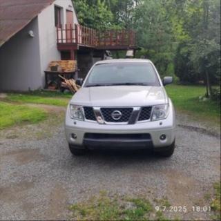 Nissan Pathfinder 2,5   Prodám SUV