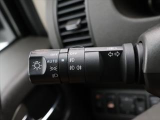 Nissan Pathfinder 2,5 dCi 126kW Automat 4WD CZ SUV - Foto 17