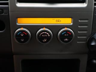 Nissan Pathfinder 2,5 dCi 126kW Automat 4WD CZ SUV - Foto 21