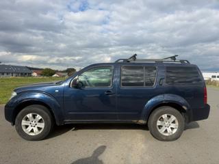 Nissan Pathfinder 2,5 DCI TZ 3000 KG SUV