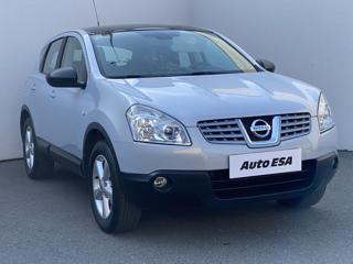 Nissan Qashqai 2.0i SUV