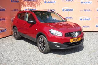 Nissan Qashqai 1,6 i, ČR, 1 MAJ., PANORAMA. SUV