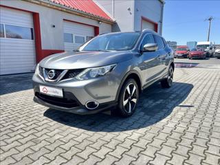Nissan Qashqai 1,6 dCi / 360° KAMERY / TAŽNÉ SUV