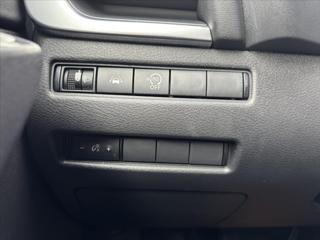 Nissan Qashqai 1,3 DIG-T Visia PLNÝ SERVIS SUV - Foto 25