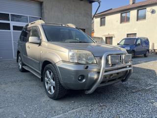 Nissan X-Trail 2,0 D 100 kW kůže tažné SUV