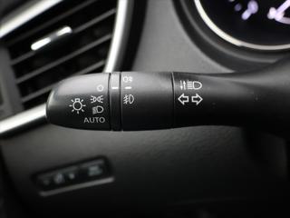 Nissan X-Trail 1,6 dCi 96kw 4WD Kůže Panorama SUV - Foto 19