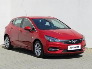 Opel Astra 1.2 T, ČR hatchback