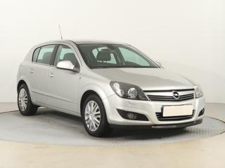 Opel Astra 1.6 16V 85kW hatchback