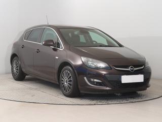 Opel Astra 1.4 T 103kW hatchback