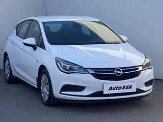 Opel Astra 1.4i, 1.maj, Serv.kniha, ČR hatchback