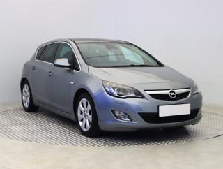 Opel Astra 1.4 T 103kW hatchback