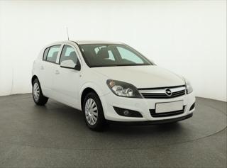Opel Astra 1.4 16V 66kW hatchback