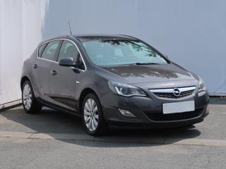 Opel Astra 1.4 T 103kW hatchback