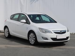 Opel Astra 1.6 16V 85kW hatchback