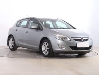 Opel Astra 1.4 T 103kW hatchback