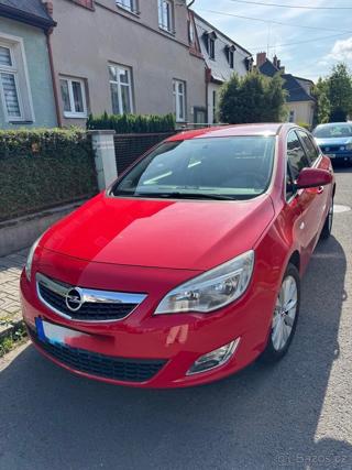 Opel Astra 1,4   Prodám hatchback