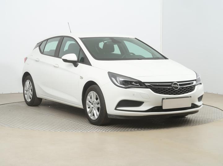 Opel Astra - ilustrační obrázek