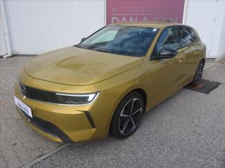Opel Astra 1,6 T PHEV, zánovní vůz hatchback