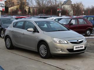 Opel Astra 1.4i, ČR hatchback
