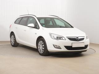 Opel Astra 1.4 T 103kW kombi