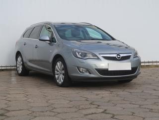 Opel Astra 1.4 T 88kW kombi