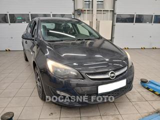 Opel Astra 1.4T kombi