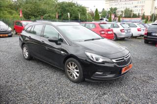 Opel Astra 1,6 CDTi,ČR,1 MAJ.,68TIS.KM. kombi
