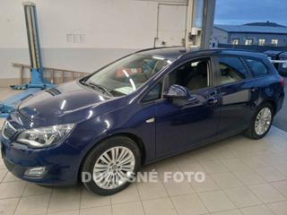 Opel Astra 1.4 T, Serv.kniha kombi