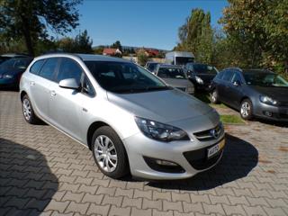 Opel Astra 1,7 CDTI  SERVISNÍ KNIHA kombi