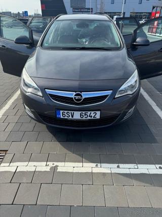 Opel Astra 1,7   AUTO MPV