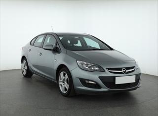 Opel Astra 1.4 T LPG 103kW sedan